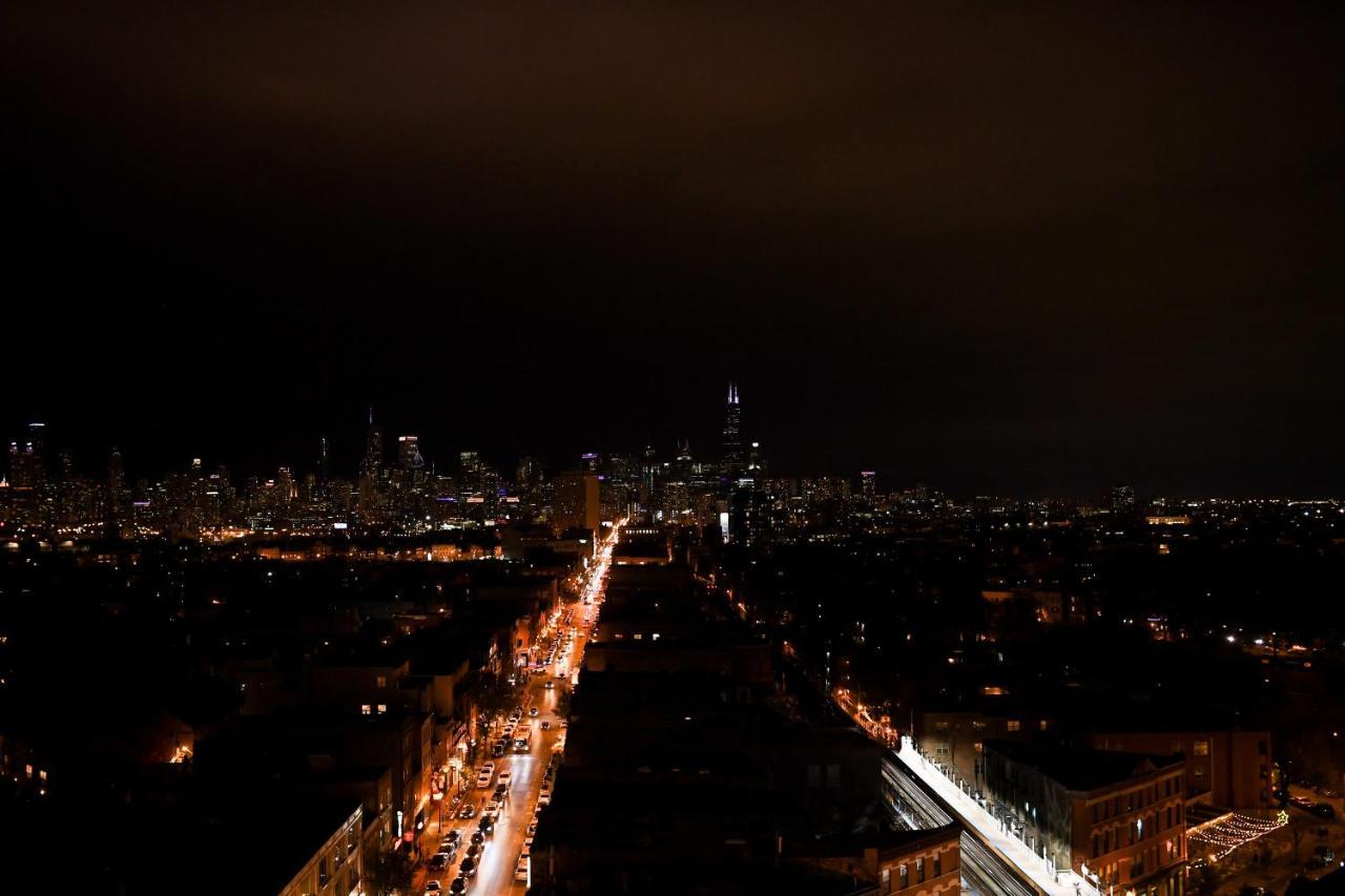 The Robey, Chicago, A Member Of Design Hotels Exterior photo